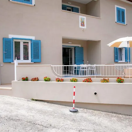 Via Santavenere Apartamento *